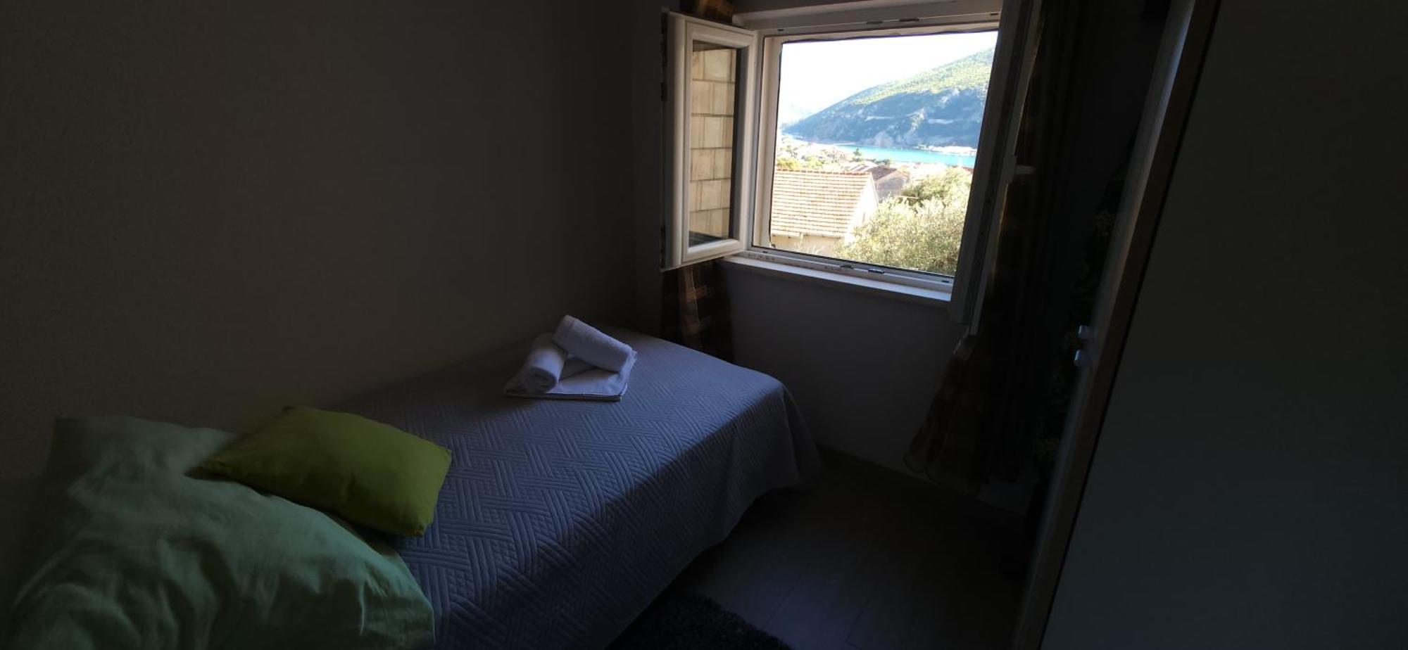 Tranquility And Nature In 4 Bedroom With Sea View Мокошиця Екстер'єр фото