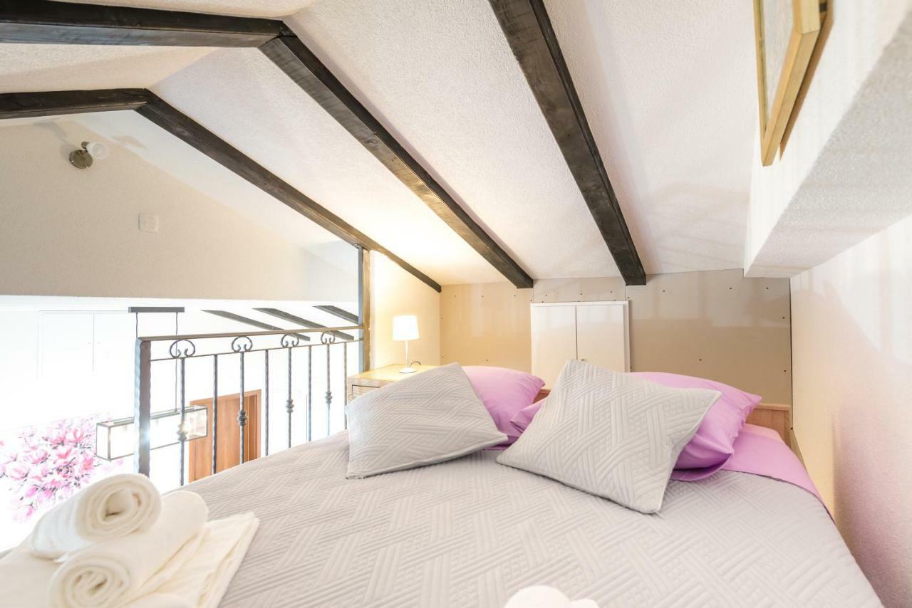 Tranquility And Nature In 4 Bedroom With Sea View Мокошиця Екстер'єр фото